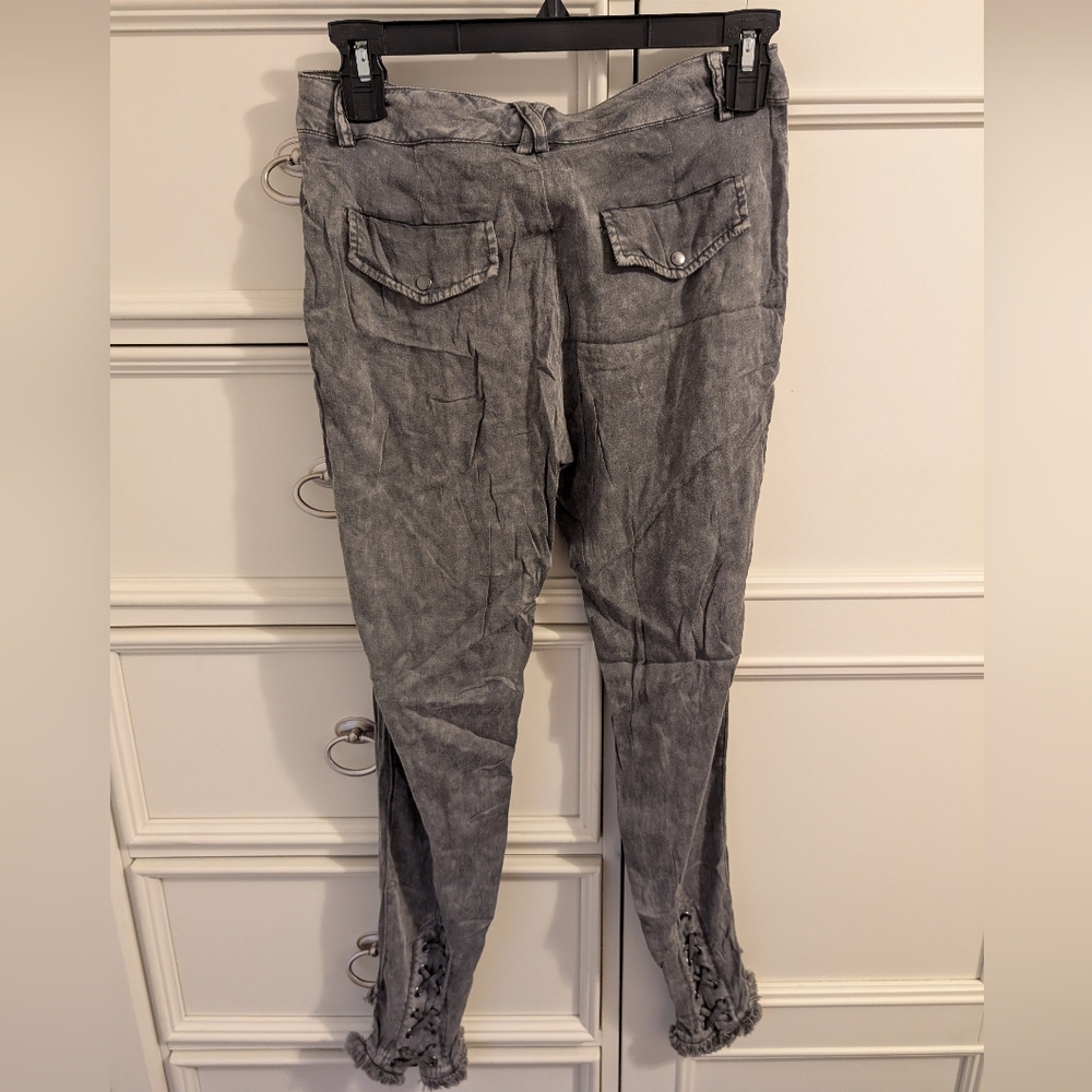 Chaser Grey Skinny‎ Pants - Picture 7 of 7